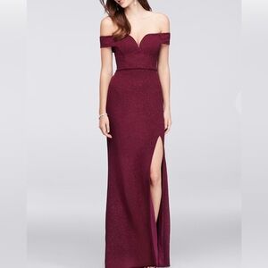 Glitter V-neck burgundy off shoulder dress